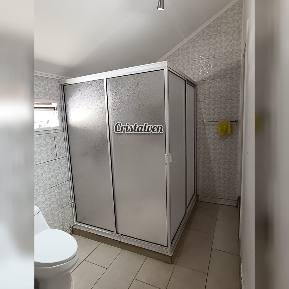 shower door tipo L, puertas de ducha en esquina, shower doors a medida Chile, Cristalven shower door, shower door Modelo 6, shower door Santiago