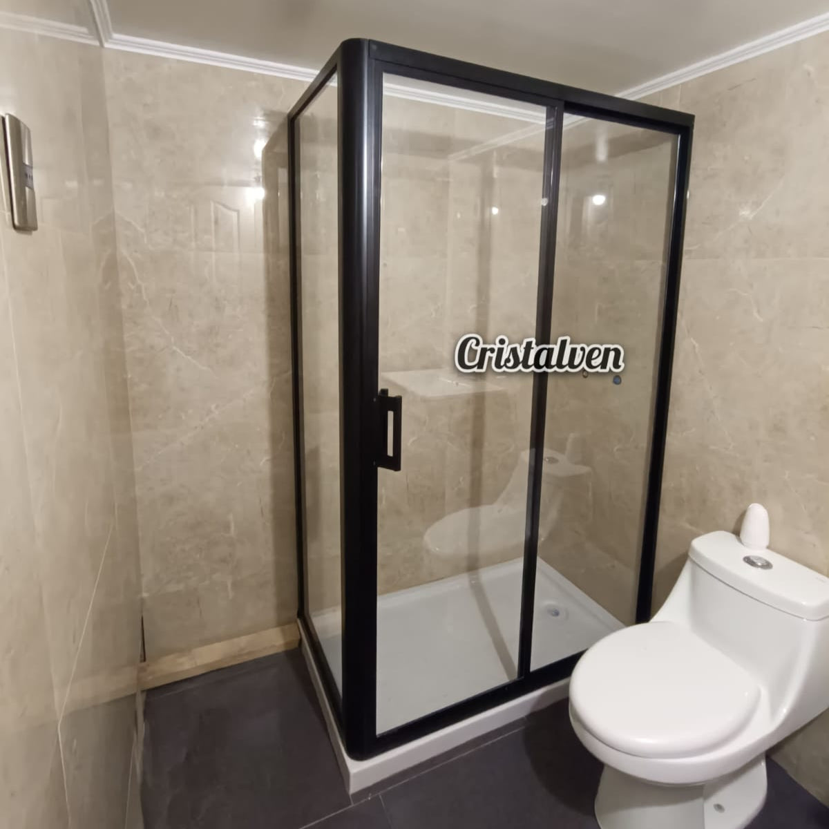 shower door tipo L, puertas de ducha en L, shower en esquina, shower corner chile, shower door Santiago, shower Cristalven, shower puerta abatible, shower acrílico y vidrio