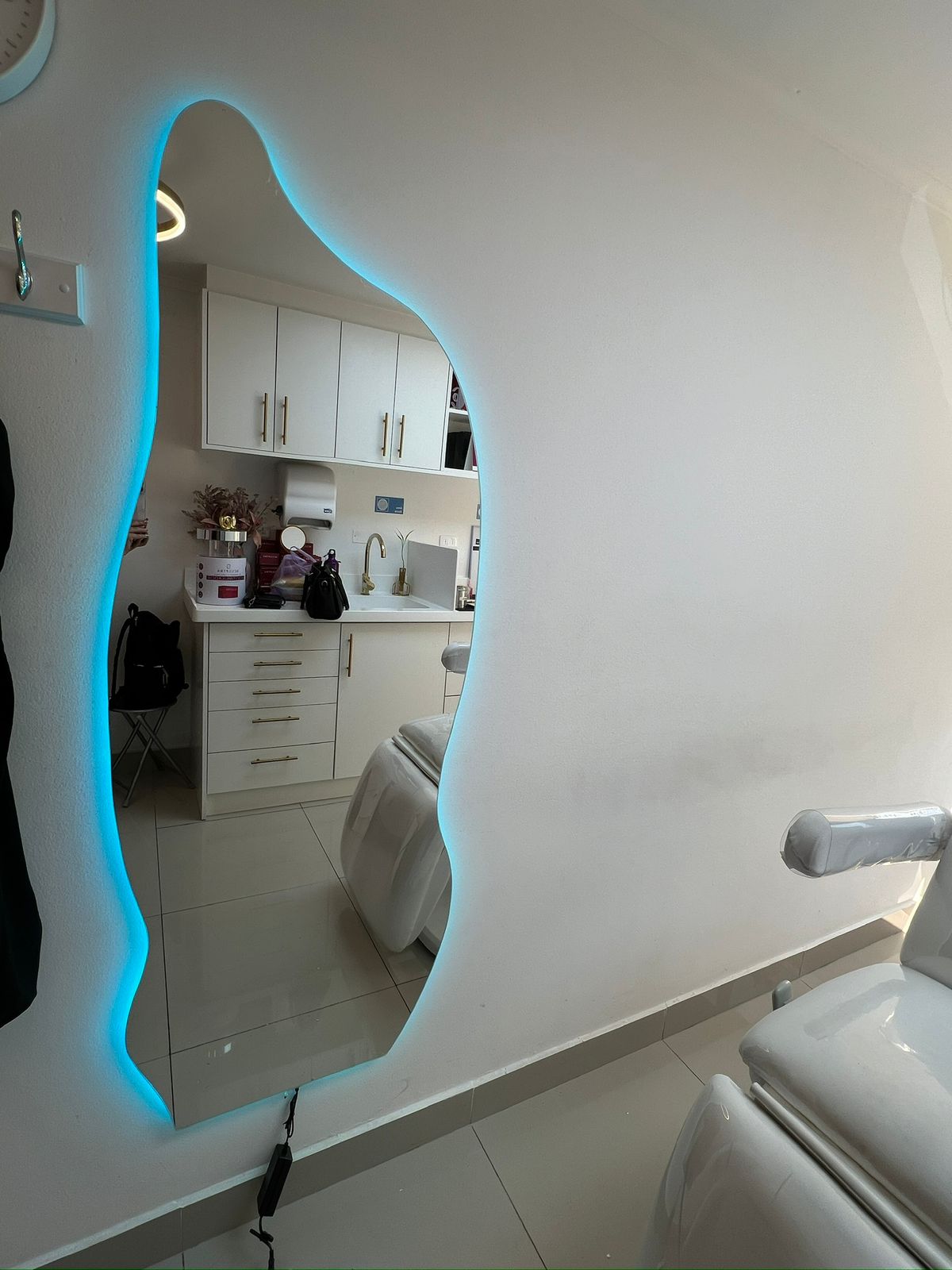 Espejo Curva Moderna | Vidriería Cristalven